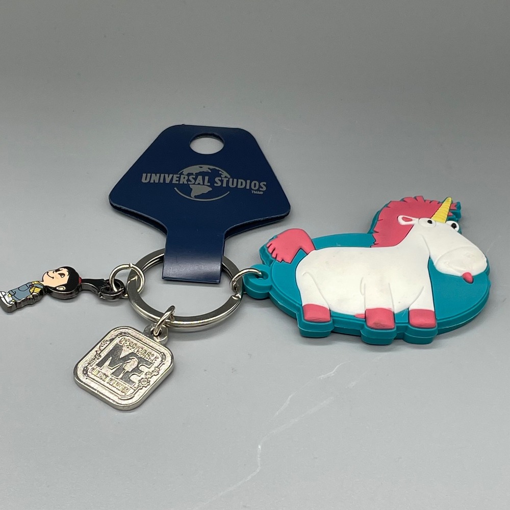 Universal Studios Despicable Me Agnes Fluffy Unicorn Keychain Minion Mayhem NEW